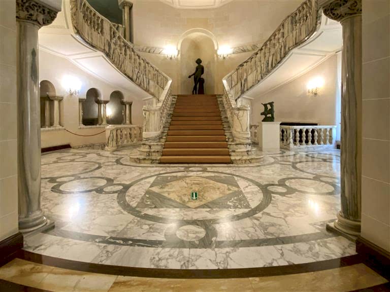 Villa Tasarımlarında Doğal Mermer Kullanımı.